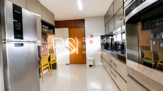 Cobertura no Edifício Grand Versailles Para Vender com 4 quartos 4 suítes no bairro Gruta de Lourdes em Maceió