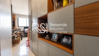Cobertura no Edifício Grand Versailles Para Vender com 4 quartos 4 suítes no bairro Gruta de Lourdes em Maceió