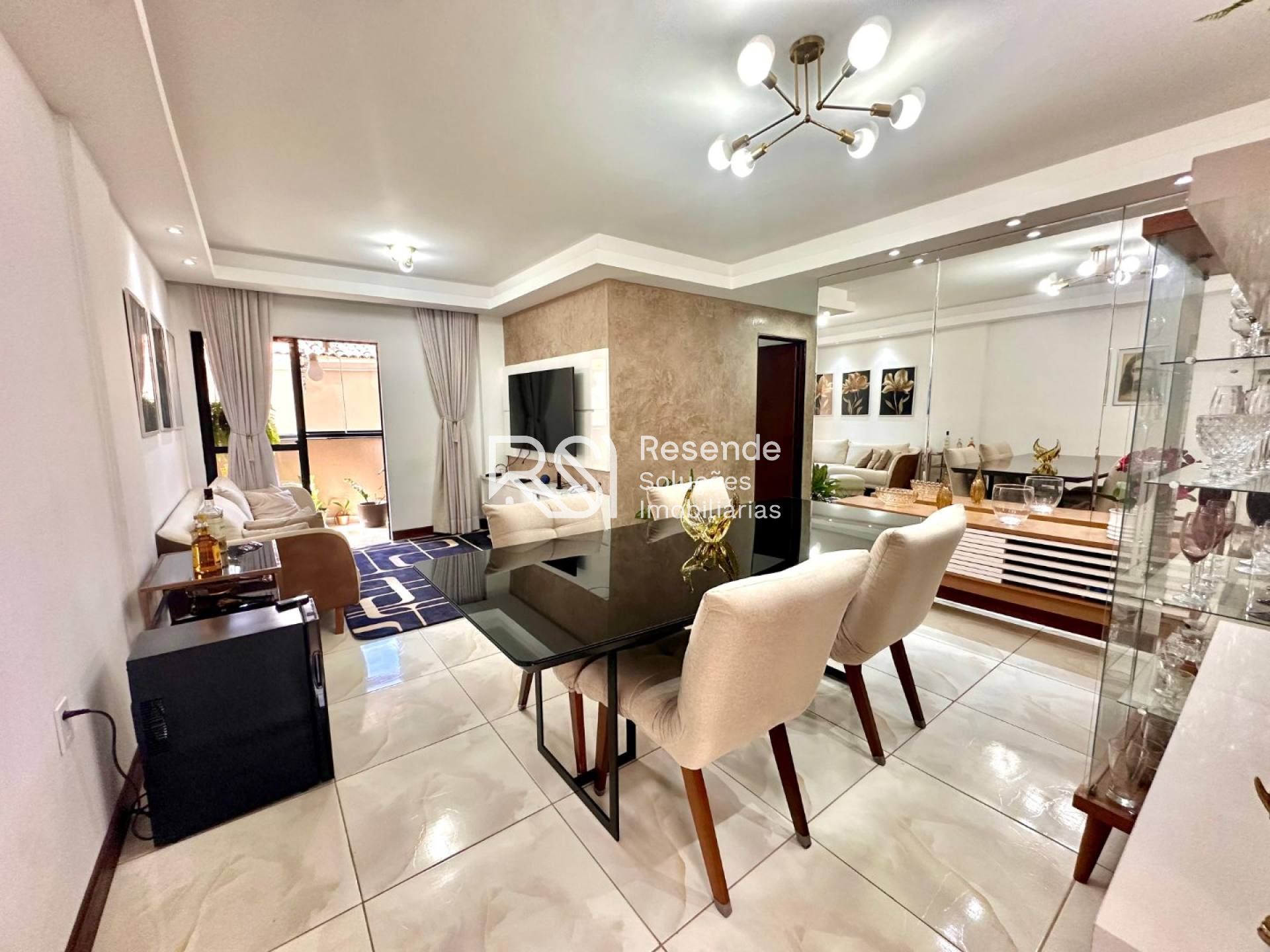Apartamento Para Vender no  Edifício Topázio com 3 quartos 1 suítes no bairro Gruta de Lourdes em Maceió