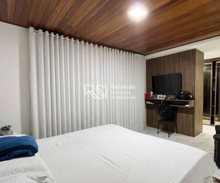 Casa Para Vender com 4 quartos 5 suítes no bairro Gruta de Lourdes em Maceió