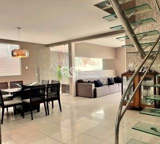 Casa Para Vender com 4 quartos 5 suítes no bairro Gruta de Lourdes em Maceió