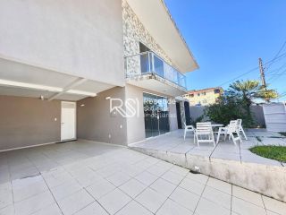 Casa Para Vender com 4 quartos 5 suítes no bairro Gruta de Lourdes em Maceió