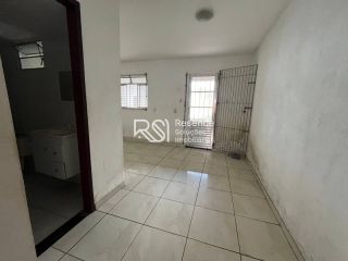 Casa Para Vender com 3 quartos no bairro Tabuleiro do Martins em Maceió