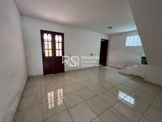 Casa Para Vender com 3 quartos no bairro Tabuleiro do Martins em Maceió