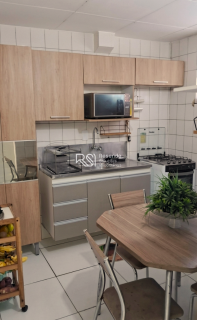 Apartamento Para Vender No Edifício Climério Sarmento com 2 quartos no bairro Jatiúca em Maceió