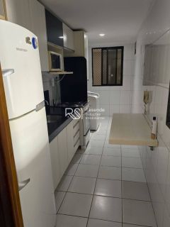 Apartamento Para Vender no Edifício Coimbra com 2 quartos 1 suítes no bairro ponta verde em Maceió