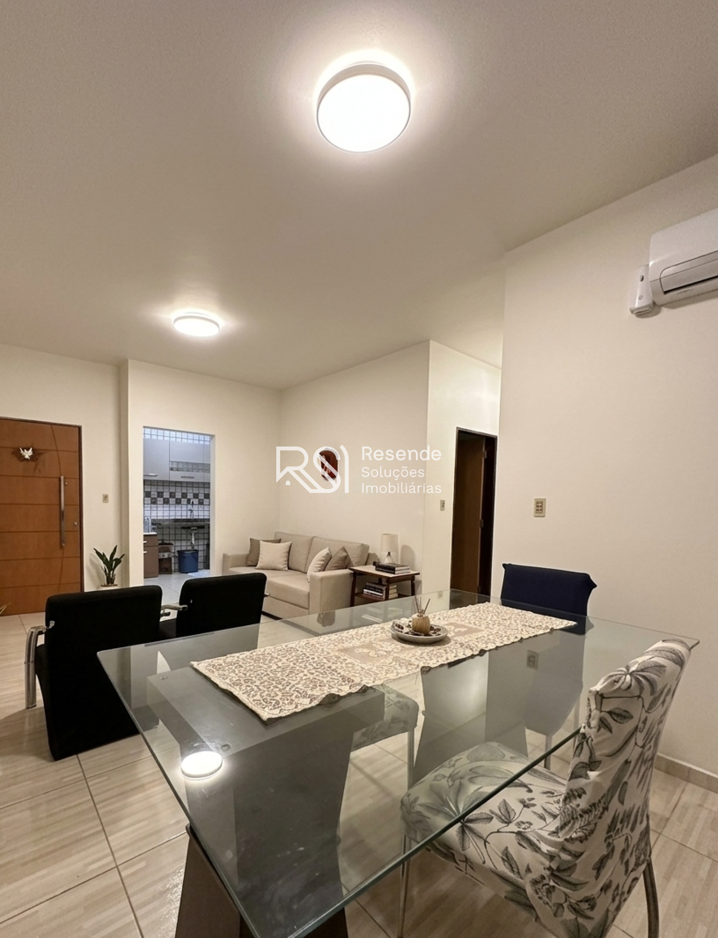 Apartamento Para Vender no  Edifício João Marcello com 3 quartos 1 suítes no bairro Gruta de Lourdes em Maceió