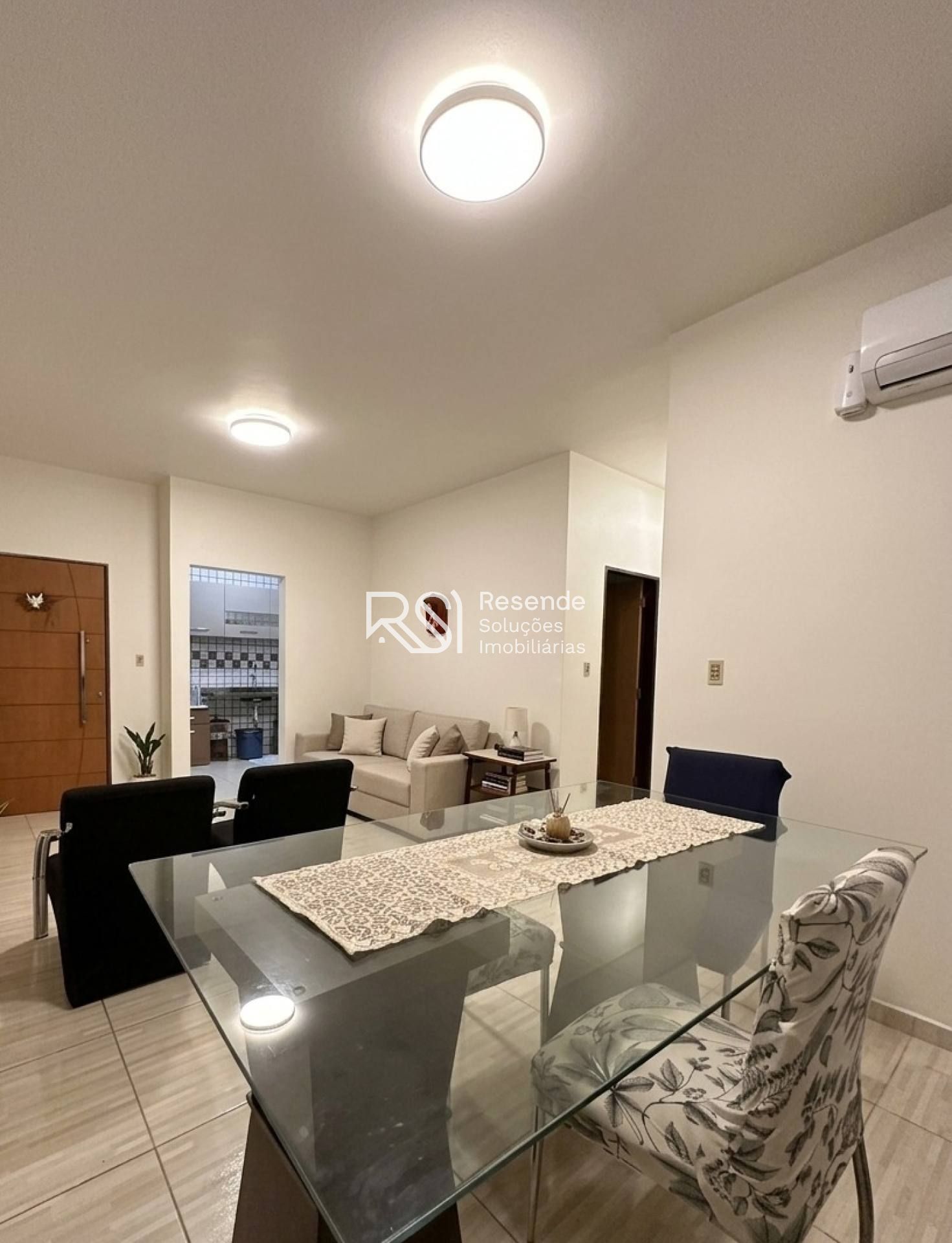 Apartamento Para Vender no  Edifício João Marcello com 3 quartos 1 suítes no bairro Gruta de Lourdes em Maceió