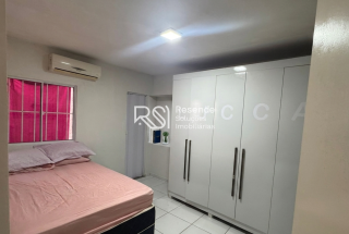 Casa Para Vender com 5 quartos 2 suítes no bairro Poço em Maceió