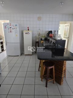 Casa Para Vender com 4 quartos 3 suítes no bairro centro em Barra De São Miguel