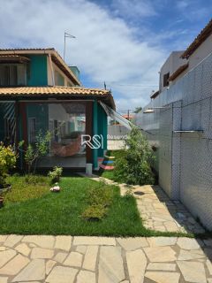 Casa Para Vender com 4 quartos 3 suítes no bairro centro em Barra De São Miguel