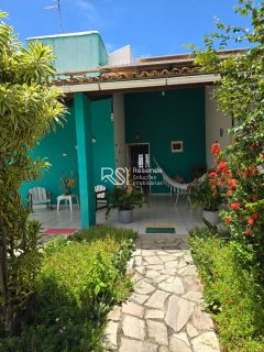 Casa Para Vender com 4 quartos 3 suítes no bairro centro em Barra De São Miguel