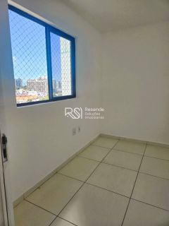 Apartamento Para Vender NO Edf. Dom Helder Câmara com 3 quartos 1 suítes no bairro Farol em Maceió
