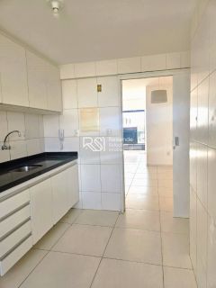 Apartamento Para Vender NO Edf. Dom Helder Câmara com 3 quartos 1 suítes no bairro Farol em Maceió