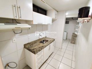 Apartamento no Edifício Monticatini Para Vender com 2 quartos 1 suítes no bairro ponta verde em Maceió