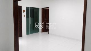 Casa Ampla com 4 Quartos na Jatiúca, A Poucos Metros da Praia de Maceió