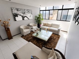 Apartamento Para Venderno Edifício Gabriela com 3 quartos 2 suítes no bairro Farol em Maceió