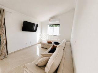 Casa com 6 Quartos, 2 Suítes e Energia Solar no Condomínio Morada dos Palmares