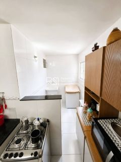 Apartamento no Alfredo Gaspar Reformado ,Quadra mar em Jacarecica