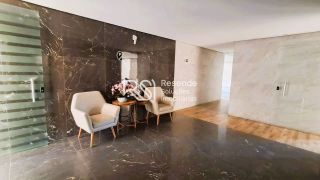 Apartamento no Edifício Lumière | Andar Alto | 3 Quartos | Próximo à Praia e ao Shopping Maceió