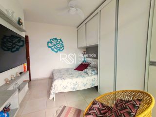 Apartamento para Vender no Condomínio Virgínia Residence a apenas 200 metros da Praia do Francês com suíte e piscina