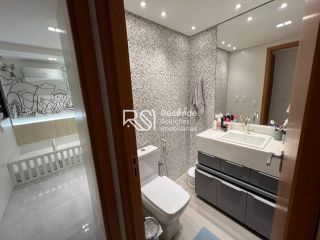 Apartamento a venda no Edifício Venusia Oliveira | 2 Quartos com Suíte | Totalmente Reformado