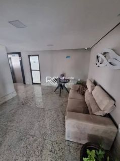 Apartamento a venda no Edifício Venusia Oliveira | 2 Quartos com Suíte | Totalmente Reformado