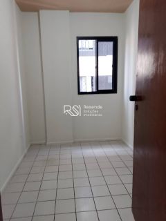 Apartamento no Edifício Artur Ramos para Aluguel na Ponta Verde | 100m² | 3 Quartos | Localização Privilegiada