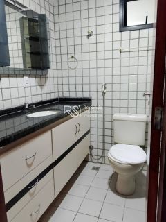 Apartamento no Edifício Artur Ramos para Aluguel na Ponta Verde | 100m² | 3 Quartos | Localização Privilegiada