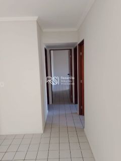 Apartamento no Edifício Artur Ramos para Aluguel na Ponta Verde | 100m² | 3 Quartos | Localização Privilegiada