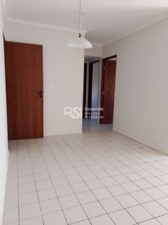 Apartamento no Edifício Artur Ramos para Aluguel na Ponta Verde | 100m² | 3 Quartos | Localização Privilegiada
