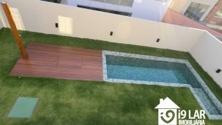 Casa Exclusiva com 4 Suítes e Área Gourmet à Venda no Alphaville Litoral Norte 2