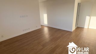 Casa Exclusiva com 4 Suítes e Área Gourmet à Venda no Alphaville Litoral Norte 2