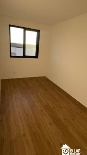 Casa Exclusiva com 4 Suítes e Área Gourmet à Venda no Alphaville Litoral Norte 2