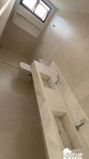 Casa Exclusiva com 4 Suítes e Área Gourmet à Venda no Alphaville Litoral Norte 2