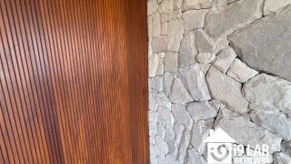 Casa Exclusiva com 4 Suítes e Área Gourmet à Venda no Alphaville Litoral Norte 2