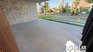 Casa Exclusiva com 4 Suítes e Área Gourmet à Venda no Alphaville Litoral Norte 2