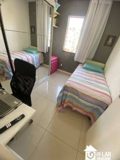 Conforto e Amplitude em Andar Alto: Cobertura Duplex à Venda em Lauro de Freitas – com 2 Quartos e Varanda