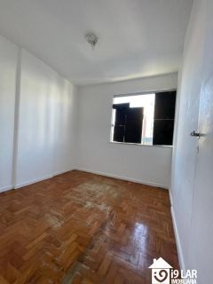 Apartamento 2/4 com Varanda e 2 Banheiros à Venda na Pituba – Condomínio Edifício Constantino