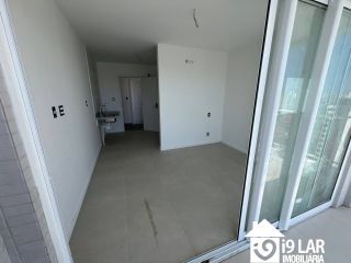 Tecnologia e Design no Caminho das Árvores: Studio com Piscina Panorâmica no Ed. Urban