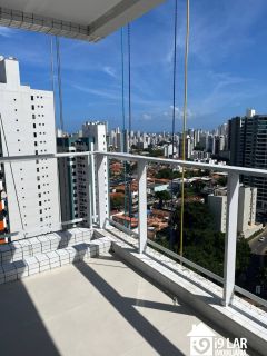 Tecnologia e Design no Caminho das Árvores: Studio com Piscina Panorâmica no Ed. Urban