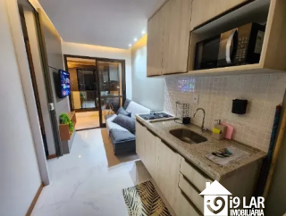 Pronto para Morar ou Investir: 1/4 Mobiliado com Vista Mar em Armação