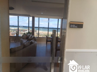 Pronto para Morar ou Investir: 1/4 Mobiliado com Vista Mar em Armação