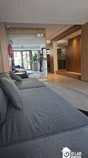 Vista Mar Frontal e Definitiva na Barra: Studio de Luxo em Andar Alto no ZN Barra