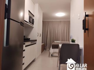 Viva nas Alturas da Barra: Studio Mobiliado em Andar Altíssimo no ZN Barra