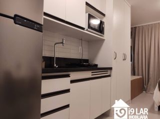 Viva nas Alturas da Barra: Studio Mobiliado em Andar Altíssimo no ZN Barra