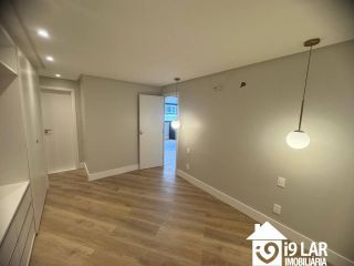 Sofisticação e Conforto no Alphaville 1 – Apartamento 2/4 com Duas Suítes e Área Gourmet.