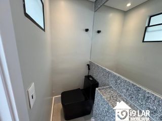 Sofisticação e Conforto no Alphaville 1 – Apartamento 2/4 com Duas Suítes e Área Gourmet.