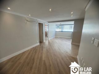 Sofisticação e Conforto no Alphaville 1 – Apartamento 2/4 com Duas Suítes e Área Gourmet.