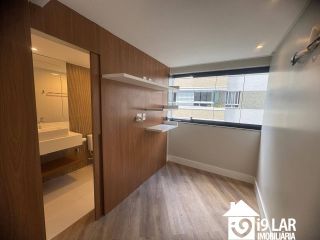 Sofisticação e Conforto no Alphaville 1 – Apartamento 2/4 com Duas Suítes e Área Gourmet.